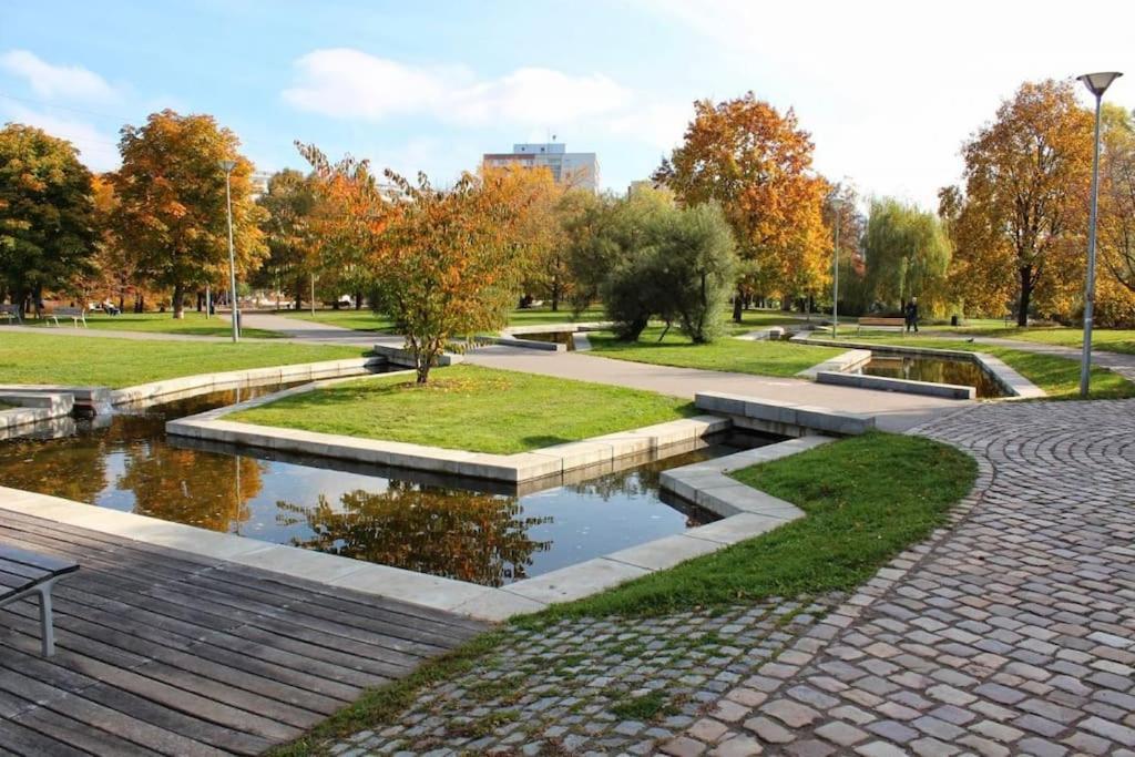 Apartman U Metra, 4 Hoste, Parking Free, Blizko O2 Arena Praha Bagian luar foto